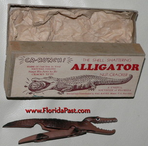 A Sure FloridaPast Treasure - SOLID CAST IRON GATOR